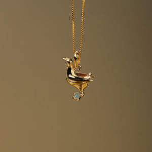 Gold 750 Booby bird pendant small