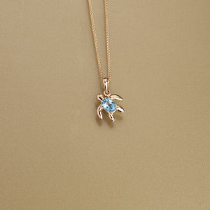 Gold 750 Sea turtle, oval shape aquamarine and diamond pendant (7mm x 9mm)