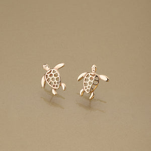 Gold 750 Sea turtle stud earrings calado medium