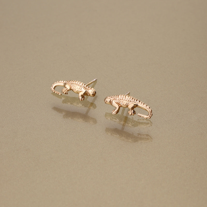 Gold 750 Iguana stud earrings small