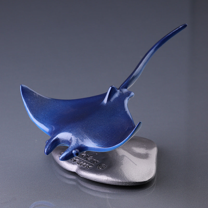 Manta Ray Resin Sculpture / Marine Reserve Tribute