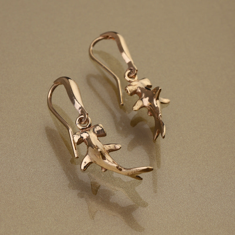 Gold 750 Hammerhead shark dangle earrings medium